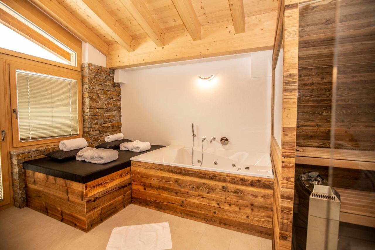 Palace Luxury Wellness Apartment And Boutique Hotel Ski-In-Out Saas Fee Exterior foto